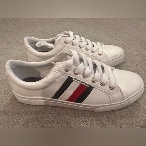 Tommy Hilfiger sneakers